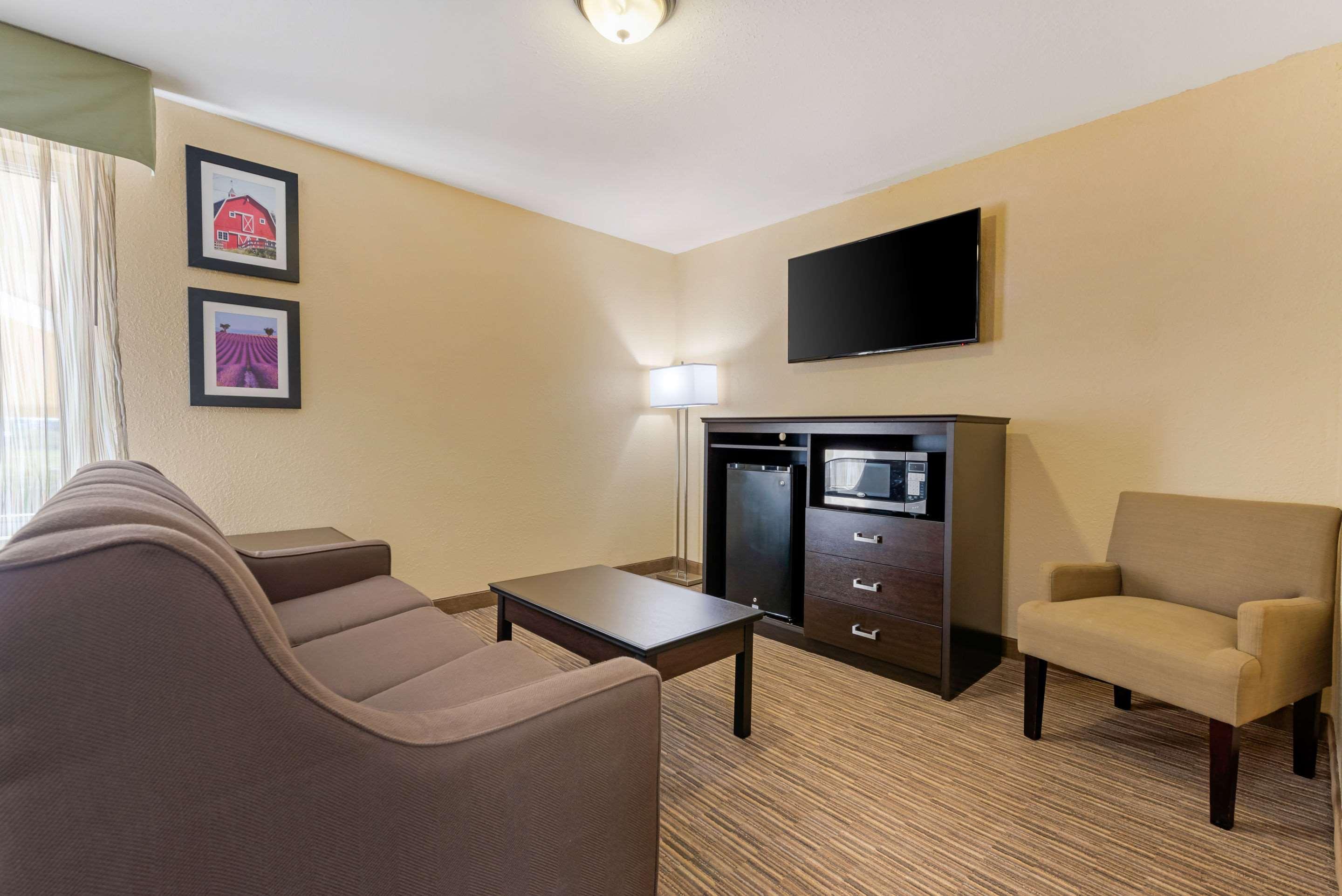 Quality Inn & Suites Brandenburg - Fort Knox מראה חיצוני תמונה